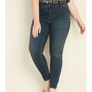 High-Rise Skinny Rockstar Jeans